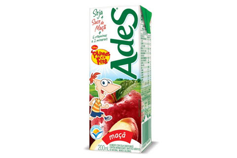 Empresa faz recall de suco AdeS Maçã por risco de queimadura